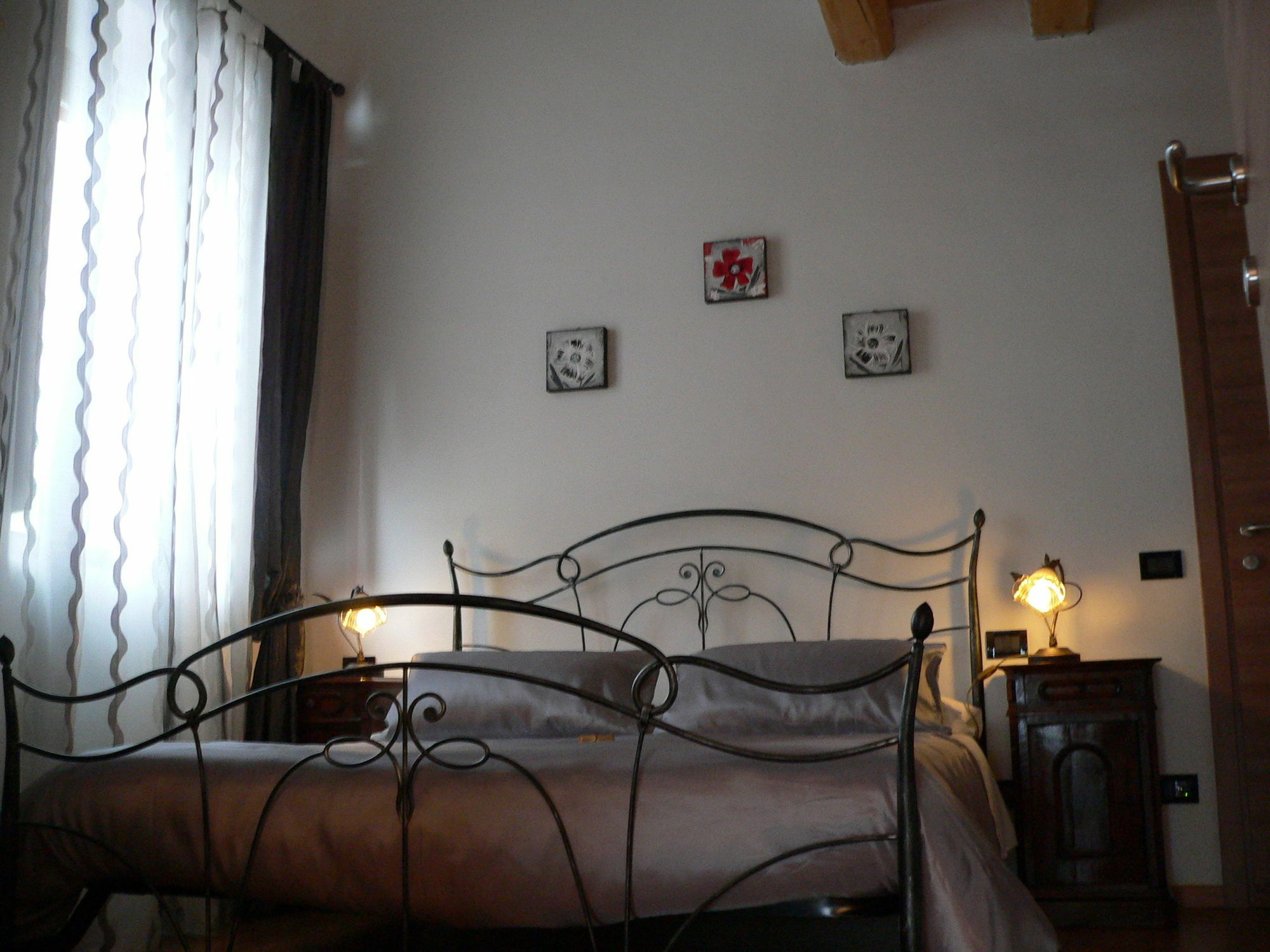 Couette-café Borghetto Airport/hospital